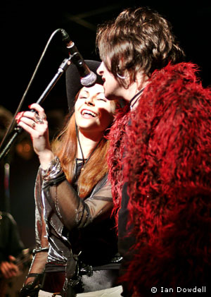 UzyGlam & DeadEnd