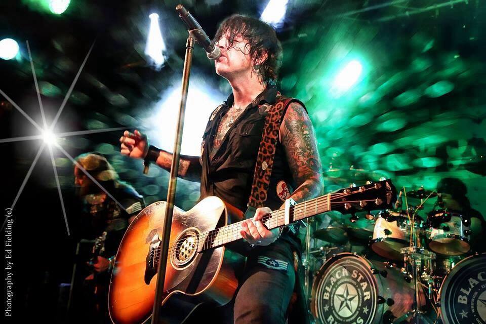 Ricky Warwick