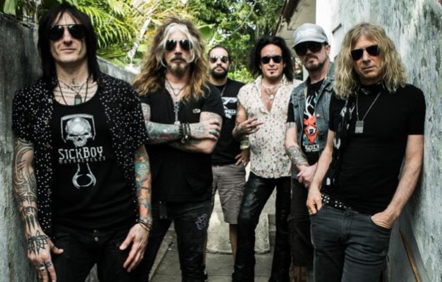 THE DEAD DAISIES 2015